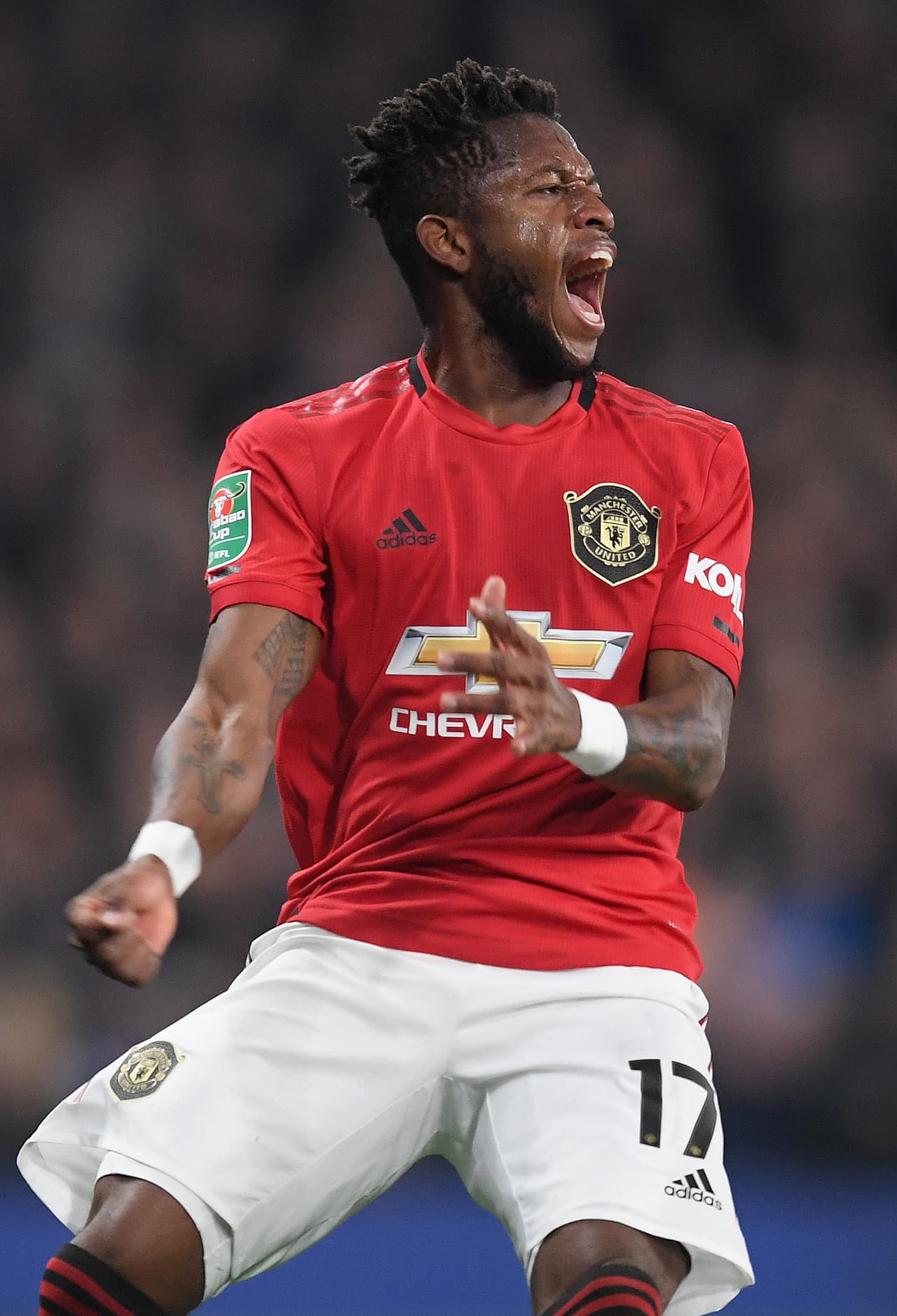 Marcus Rashford de Manchester United dio la victoria a su equipo ante el Chelsea 2-1, mientras que Aston Villa se impuso al Wolverhampton 2-1.