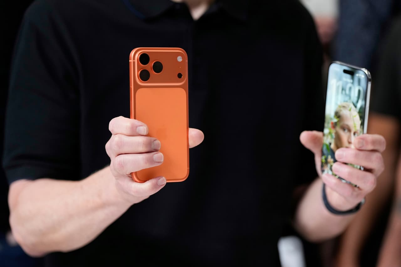 En septiembre de 2025, se lanzó el iPhone 17 Pro y el iPhone Air.