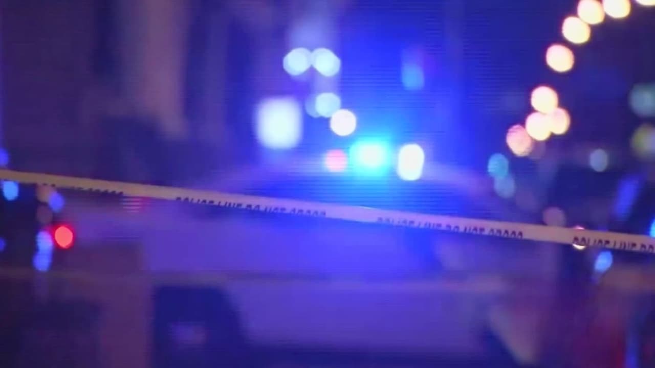 "Son personas que uno conoce", temor y tristeza tras tiroteo mortal en Fairhill
