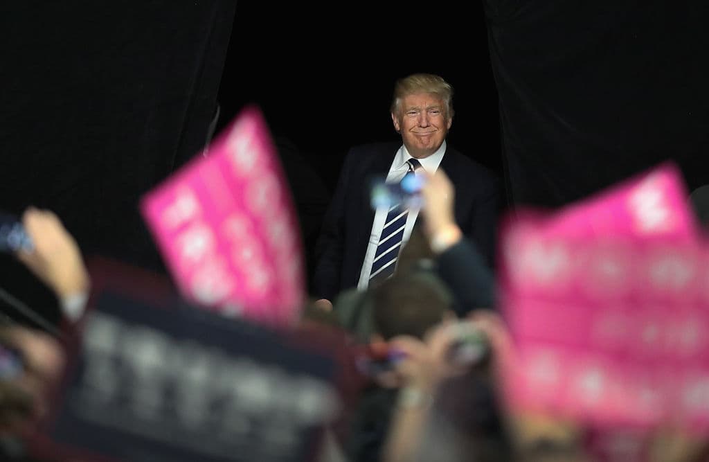 Los conflictos de interés en el extranjero que pueden terminar en un juicio político contra Trump