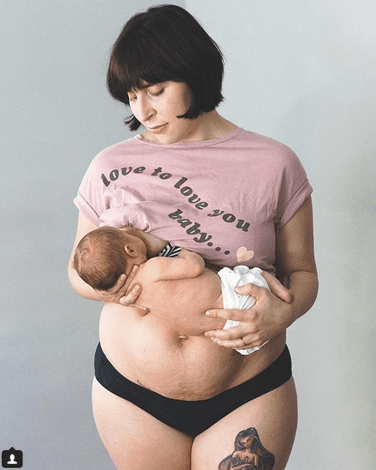 La cuenta de Instagram 
<a href="@takebackpostpartum">@takebackpostpartum</a> muestra la dureza –y la belleza– de la vida después de un bebé. Sin filtros.