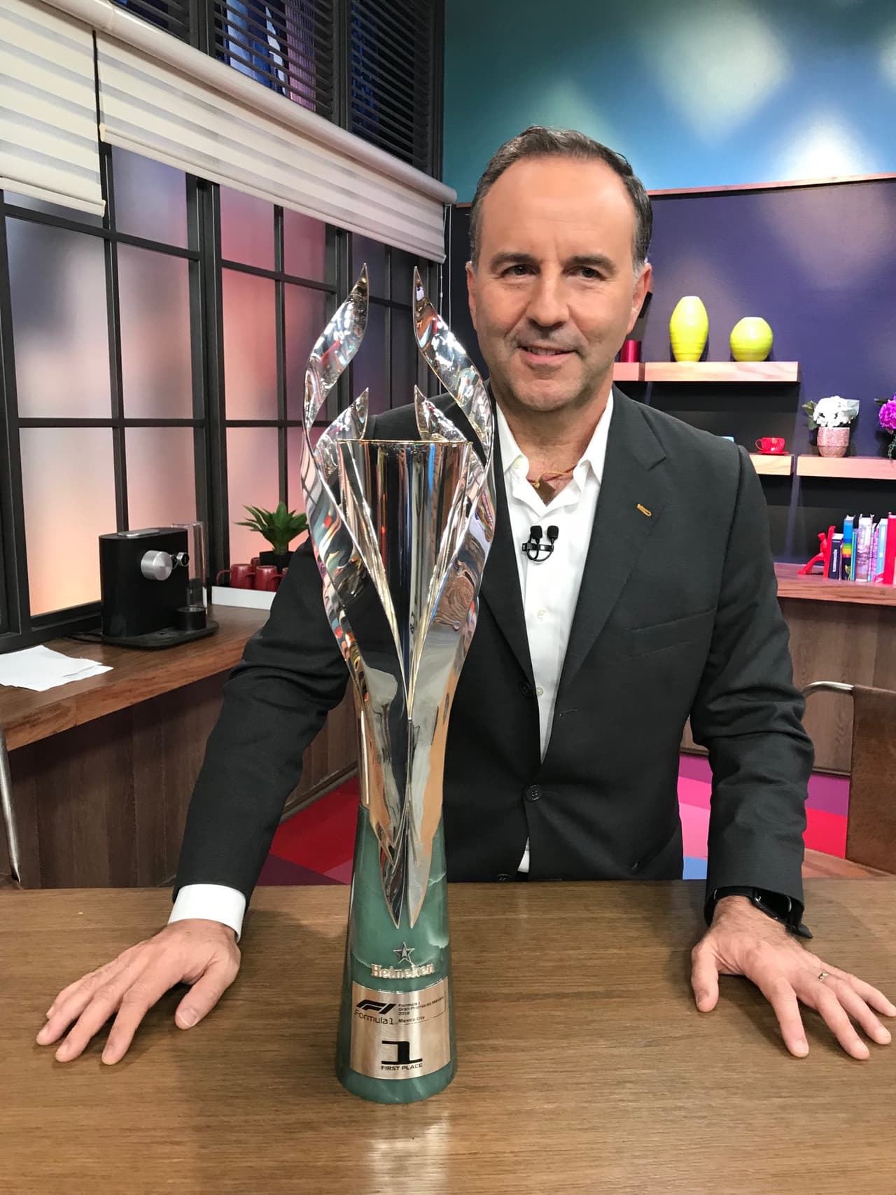 El polémico conductor de televisión,
<b>Esteban Arce,</b> dio positivo a coronavirus el 26 de marzo.