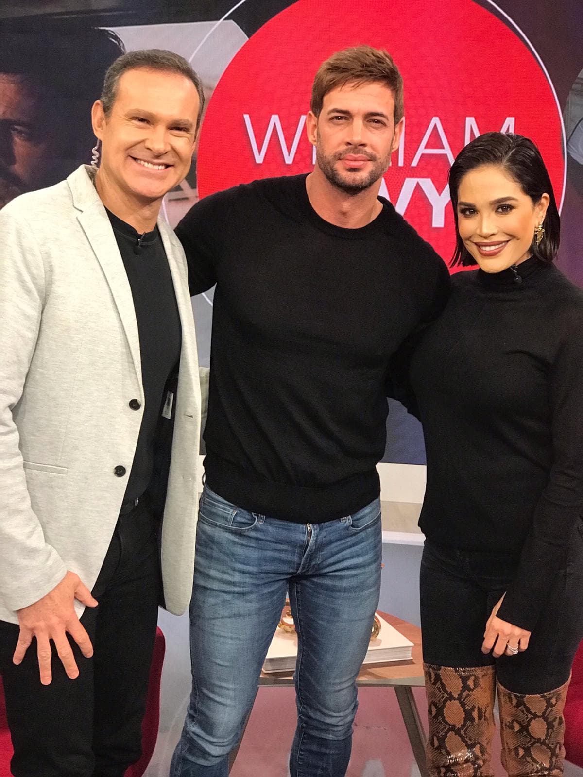 El modelo y actor cubano es uno de los representantes del talento latino en Estados Unidos y en una amena plática con Karla Martínez y Alan Tacher contó lo orgulloso que se siente de serlo. En la entrevista, Levy dio a conocer los detalles de la cinta que se estrenará en las salas de cine este viernes.