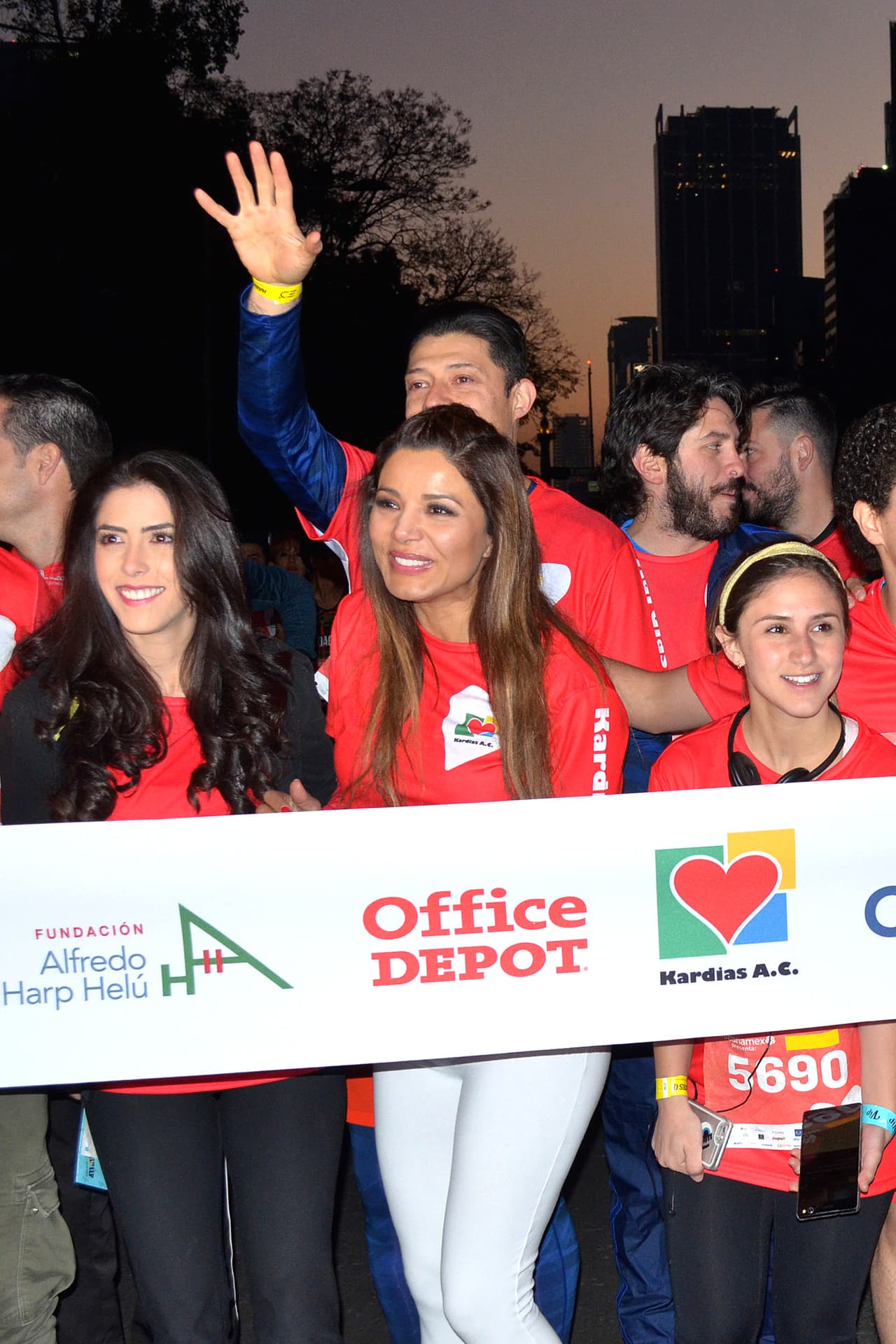 En la carrera participaron más personalidades del espectáculo entre las que se encontraban Pedro Prieto y Alex Sirvent.