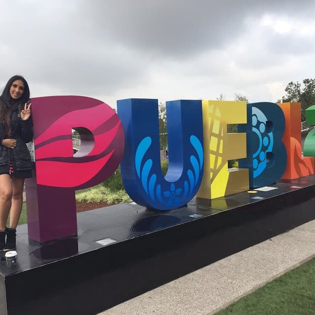 ¡Desde el hermoso estado de Puebla, Cynthia nos manda sus mejores deseos! (15 de septiembre).