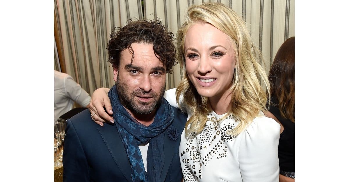 Kaley Cuoco y Johnny Galecki