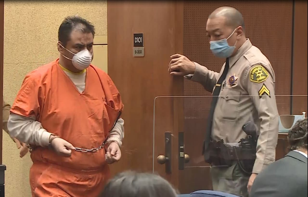 El iPhone de Naasón Joaquín: investigador afirma que encontró más de 200 imágenes de pornografía infantil