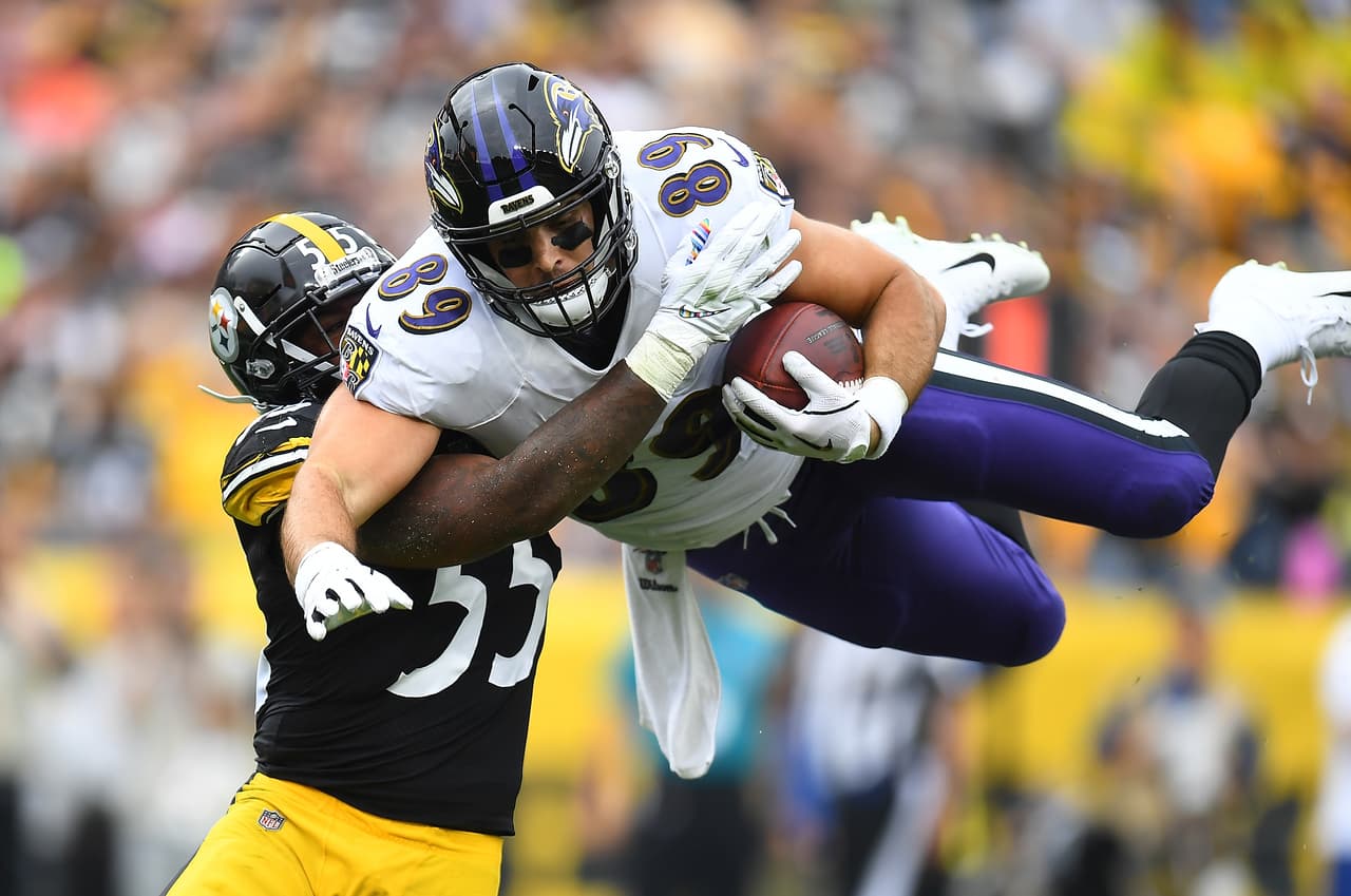 Baltimore Ravens 
<b>26-23</b> Pittsburgh Steelers. Davin Bush intercepta a Mark Andrews en el aire para impedir su avance.
