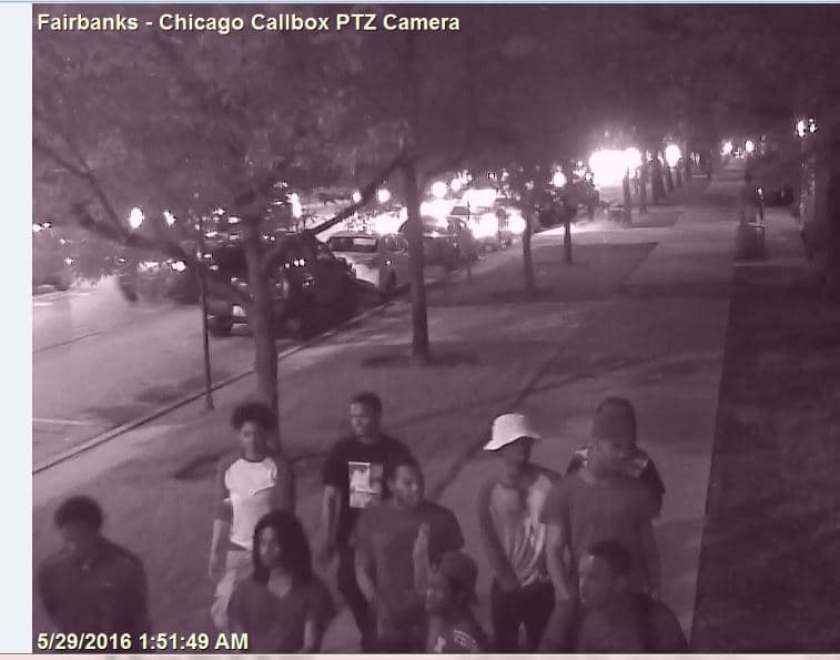 A la joven le sobrevive un niño de 12 años.