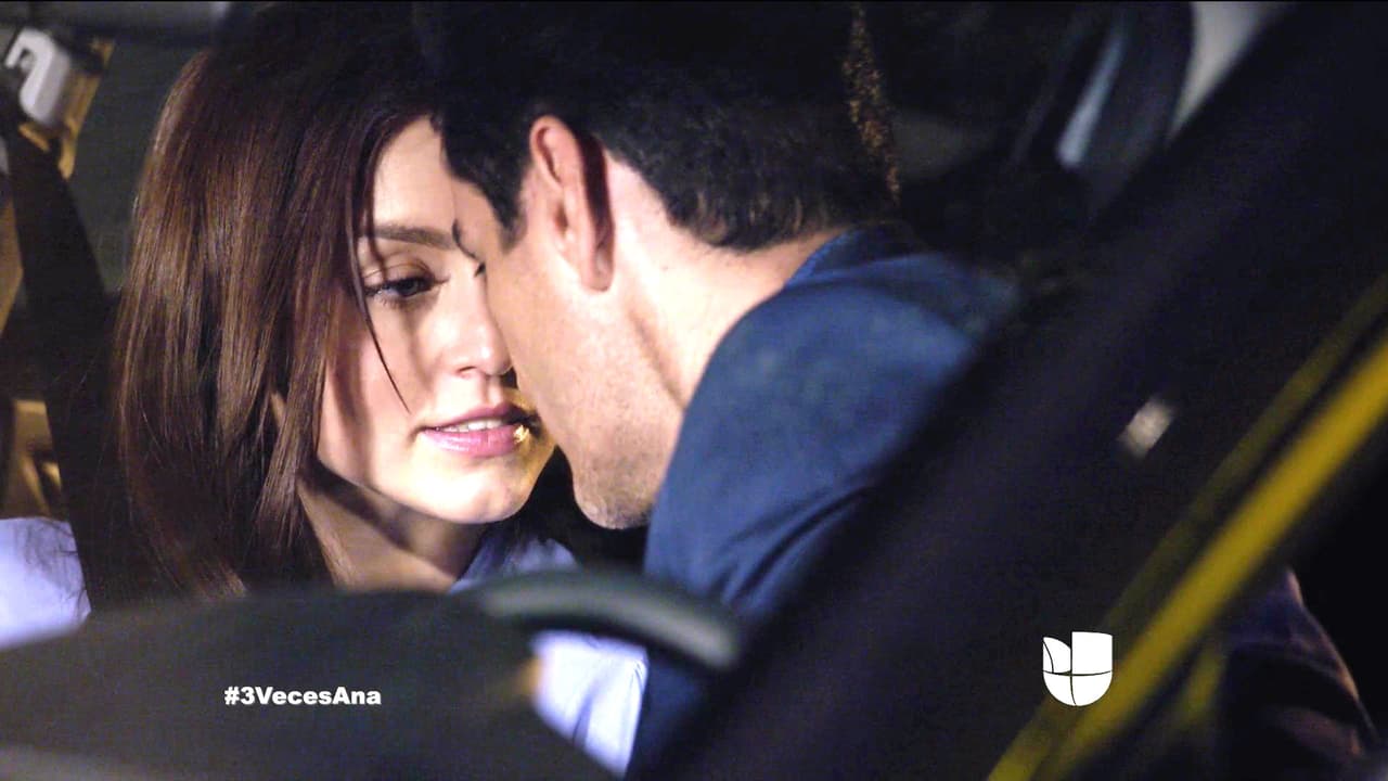 Y no puedes evitar ponerte nerviosa cada vez que se acerca.