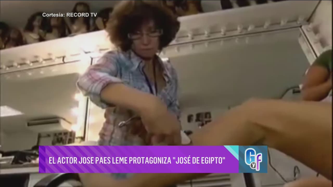 Aunque confesó que esto no fue nada fácil, pues había veces que tenía que bañarse 2 o 3 veces para que todo el maquillaje saliera de su cuerpo.