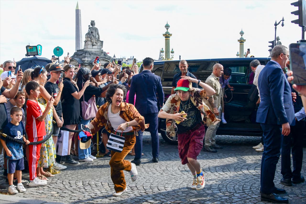 De hecho, fungieron como 
<b><a href="https://www.univision.com/famosos/jennifer-lopez-ben-affleck-se-casaron-discreta-ceremonia-ministro-habla" target="_blank">testigos de JLo y Ben Affleck </a></b>cuando se casaron en Las Vegas el pasado 16 de julio, según reseñó Page Six. 
<br>