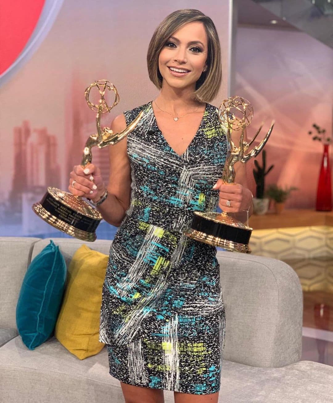 Las tareas como madre de dos pequeños de 3 y 5 años le cambiaron la vida e incluso el look.