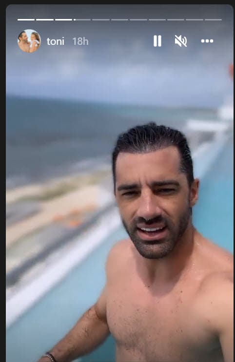 Aunque el español mencionó que la vida le sonríe recientemente, también admitió que "
<b>aunque haya nubes negras</b>, el sol siempre está ahí y acaba saliendo". 
<br>