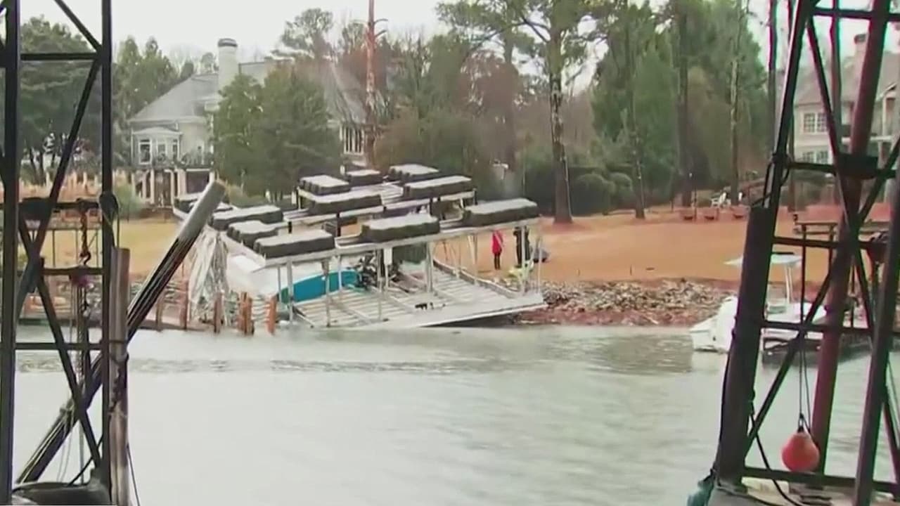 Las tormentas provocan destrozos en muelles del Lago Lanier
