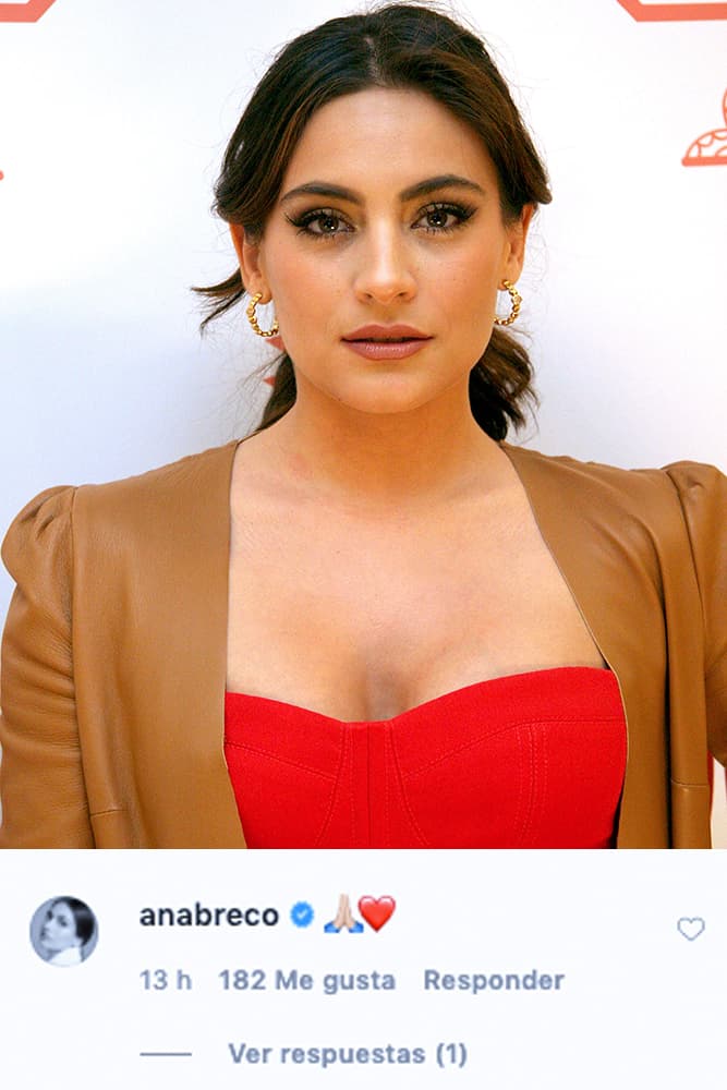 Sus compañeros de Por amar sin ley reaccionaron a su publicación. Ana Brenda respondió a su mensaje con un par de emojis: unas manos juntas (en señal de oración) y un corazón.