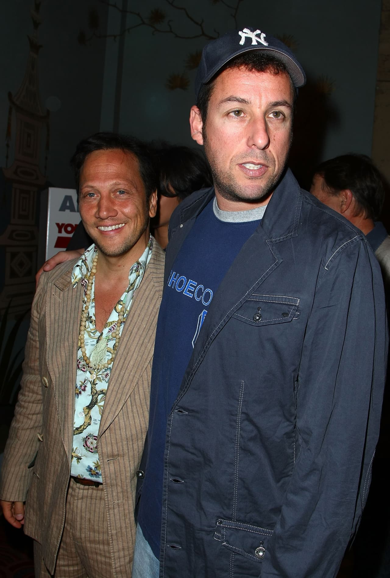 <b>Rob Schneider </b>
<br>En ‘Big Daddy’ (‘Un papá genial’) el comediante interpreta a Nazo, un repartidor de comida rápida que comparte aventuras con Sonny y el pequeño Julian.