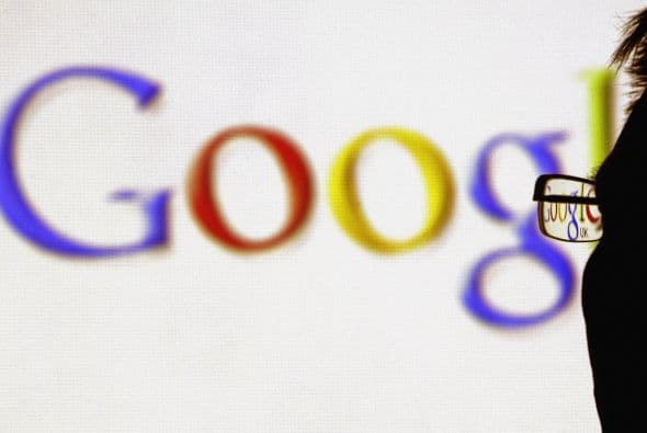 Y aunque en el último trimestre del 2011 Google obtuvo menores ingresos a los esperados, la máquina generadora de dinero ganó $2,700 millones u $8.22 dólares, durante el periodo comprendido entre octubre y diciembre. Se trata de un alza de apenas 6% respecto de los $2,500 millones o $7.81 por acción reportados en el mismo periodo de 2010, según la agencia AP.