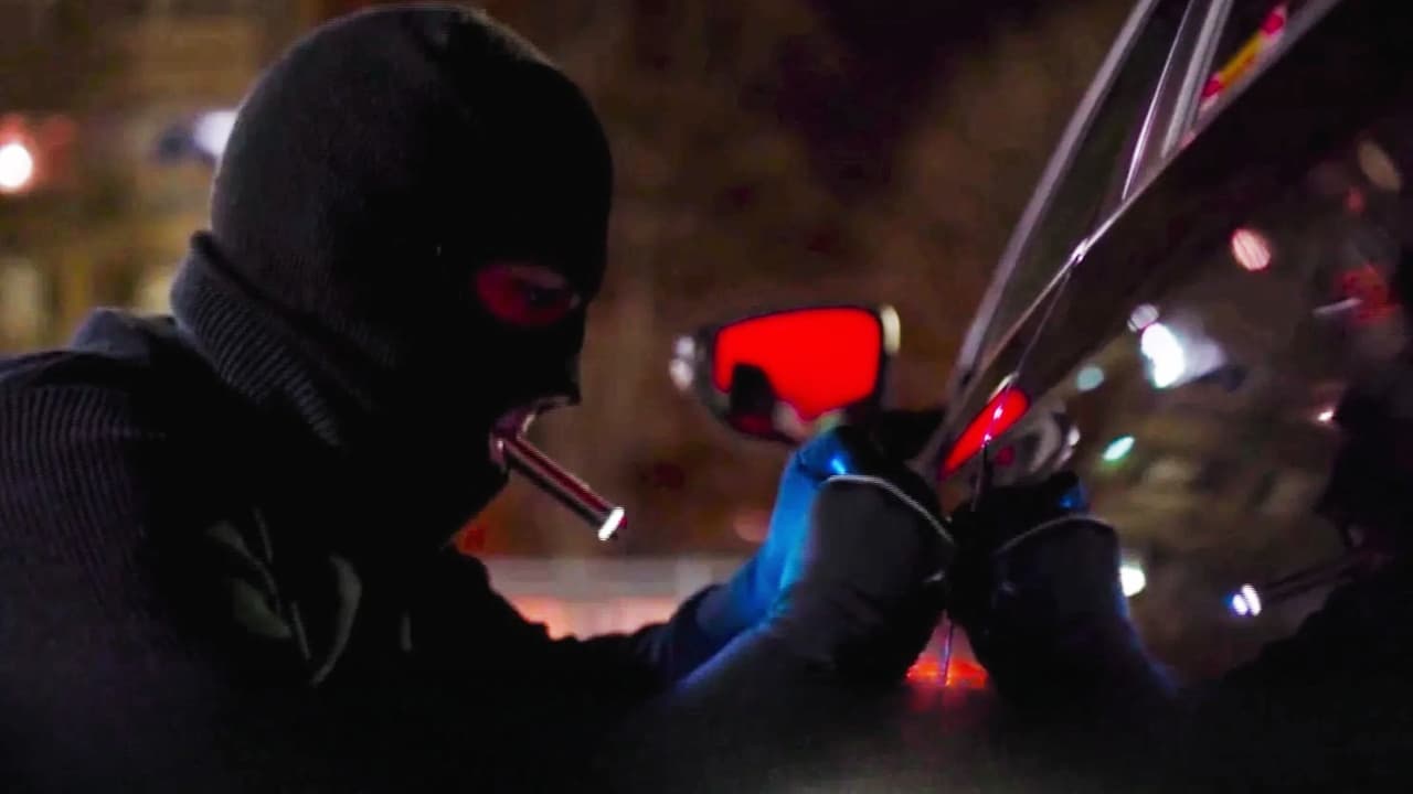 Policía de Filadelfia realiza campaña que busca prevenir y evitar robo de autos