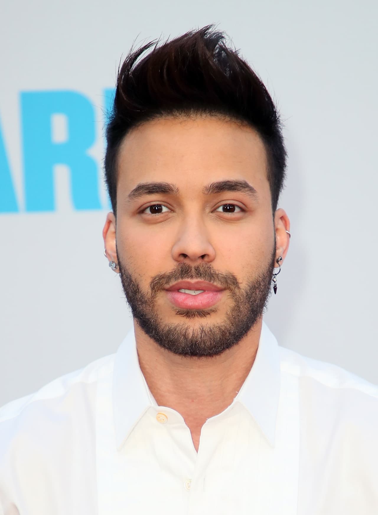 El estadounidense presume su reciente matrimonio con Emeraude Toubia, con quien está nominado en la categoría Couples That Fire Up My Feed (Parejas que encienden las redes).