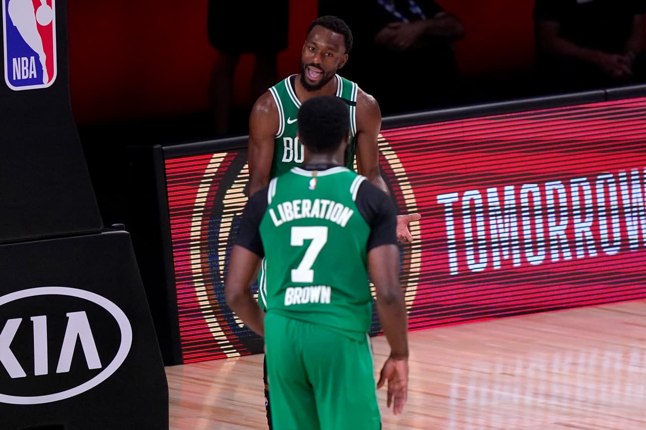 Boston recupera terreno y le saca el triunfo al Miami Heat