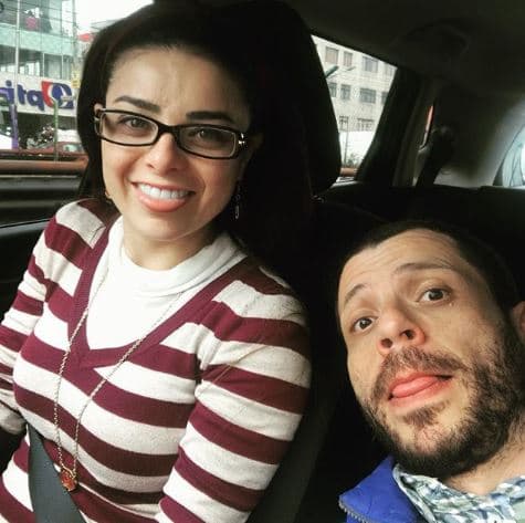 El comediante fue cuestionado acerca de los motivos que los llevaron a terminar su relación, a lo que señaló: "Cada quien fue tomando un camino diferente. Ya ven que el año pasado (2017), por ahí de abril, terminamos, luego nos dimos una segunda oportunidad [...]".