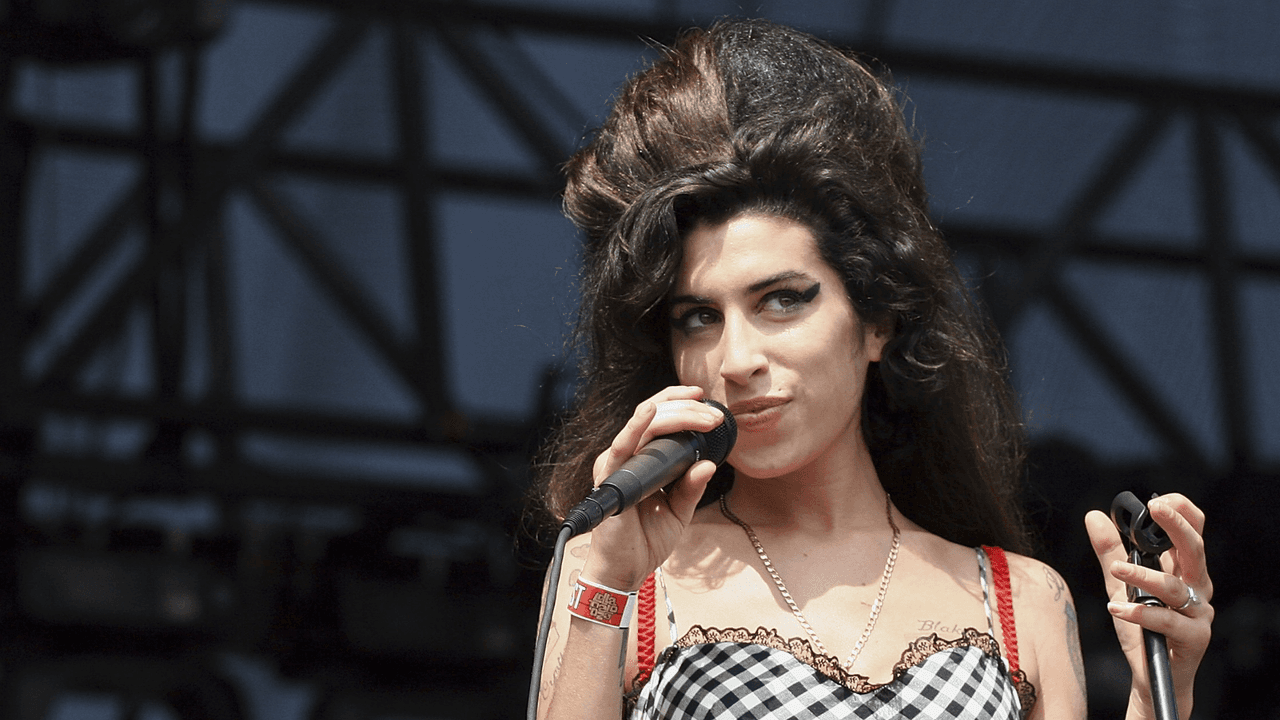 La película biográfica de Amy Winehouse, 'Back to Black' contará con canciones de ella y originales.