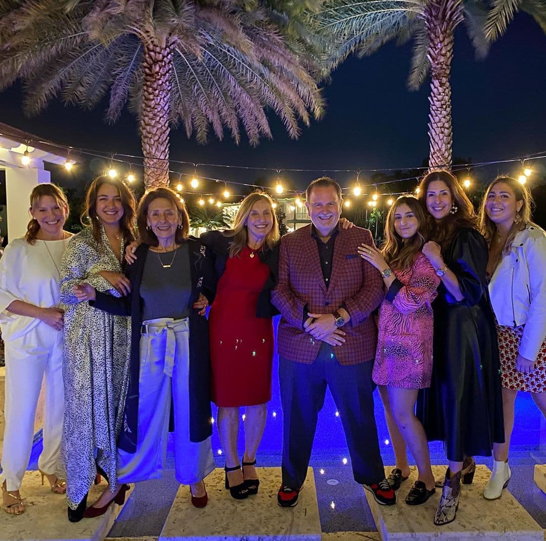 El Gordo pasó la Nochebuena en casa de su cuñada, en compañía de su esposa Mily y su hija Mia de Molina.