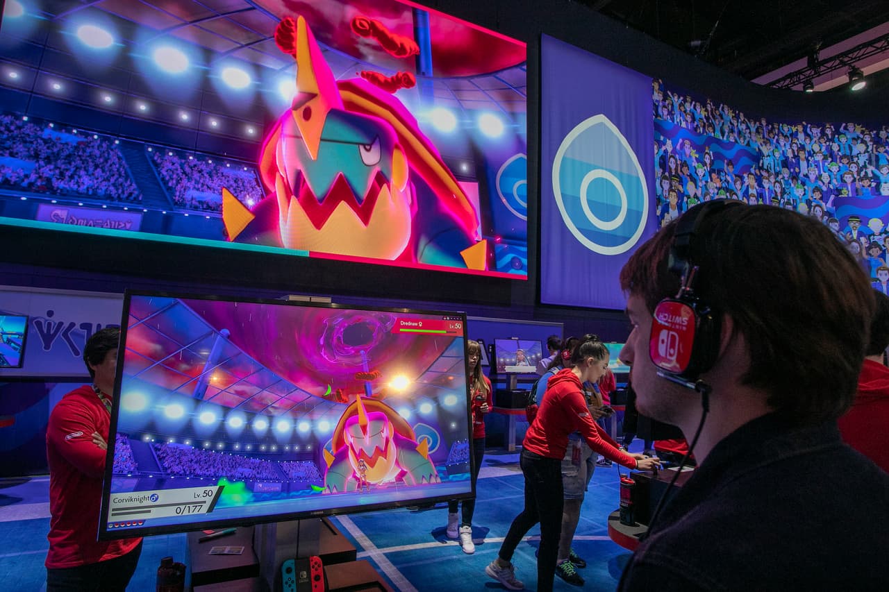 <h2 class="cms-H2-H2">11. La E3, la convención de videojuegos y una de las más grandes del mundo, vuelve a ser en persona en 2023</h2>
<br>
<br>Para la industria de los videojuegos, el verano es dominado por la convención E3, o
<i>Electronic Entertainment Expo, </i>uno de los eventos más importantes no solo en su ramo sino en general. Este año, tras la pausa obligada por las restricciones de la pandemia del coronavirus, el evento vuelve a ser en persona y tendrá lugar en Los Ángeles. La E3 se realizará entre el 13 y el 16 de junio.