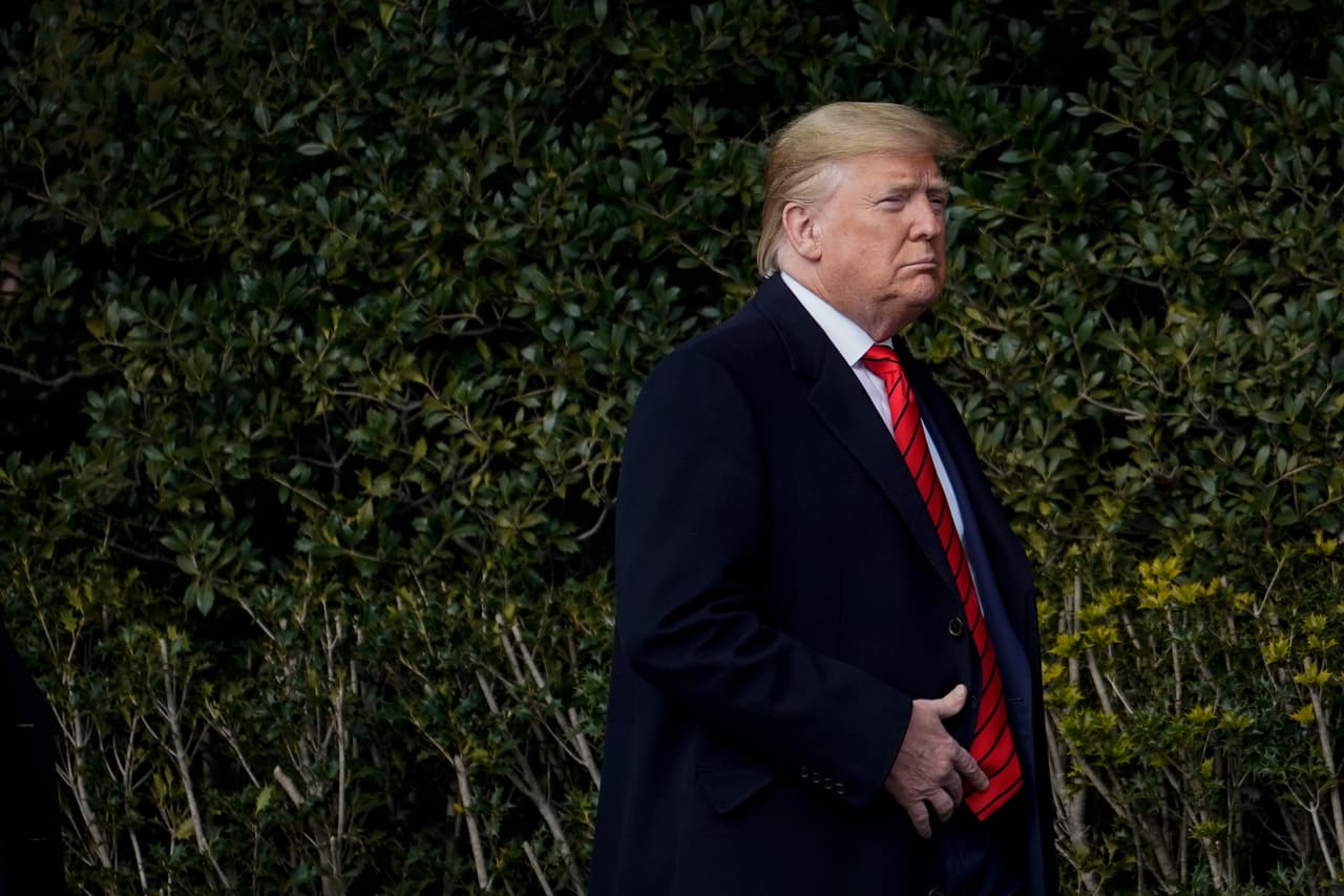 ¿El "rey" Trump? Abogados defensores dibujan un presidente todopoderoso en la Casa Blanca