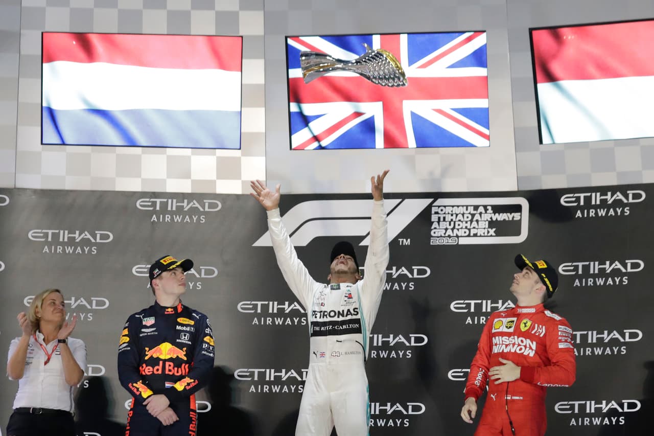 Lewis Hamilton es el primer piloto de la historia de la Formula 1 en liderar 19 Grandes Premios en una temporada. Nico Hulkenberg se retira de la Fórmula 1 y Hamilton comparte podio con Verstappen y Charles Leclerc.