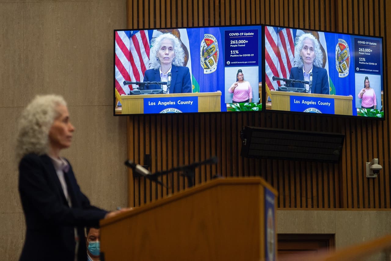 La directora de salud pública del condado, Barbara Ferrer, dijo que esperan recibir una segunda asignación de la vacuna fabricada por Moderna, con alrededor de 250,000 dosis.