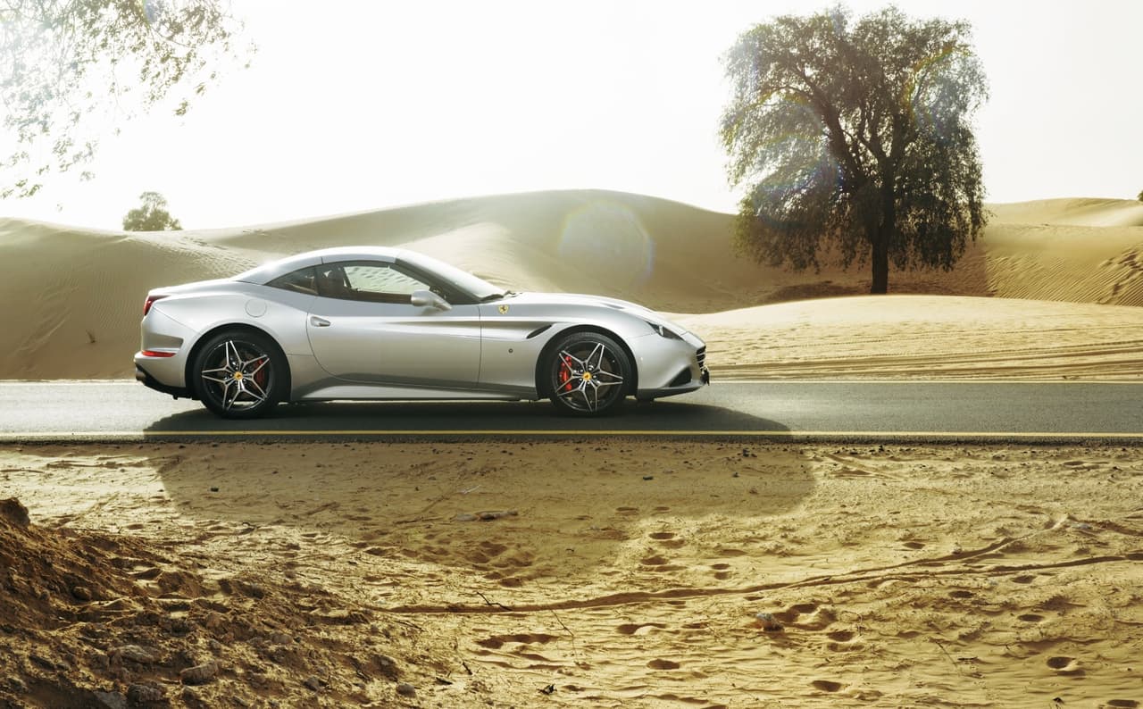 El Ferrari California T es otro de los vehículos emblemáticos que servirá de base para producir las ediciones especiales que celebrarán los 70 años de historia del fabricante italiano.