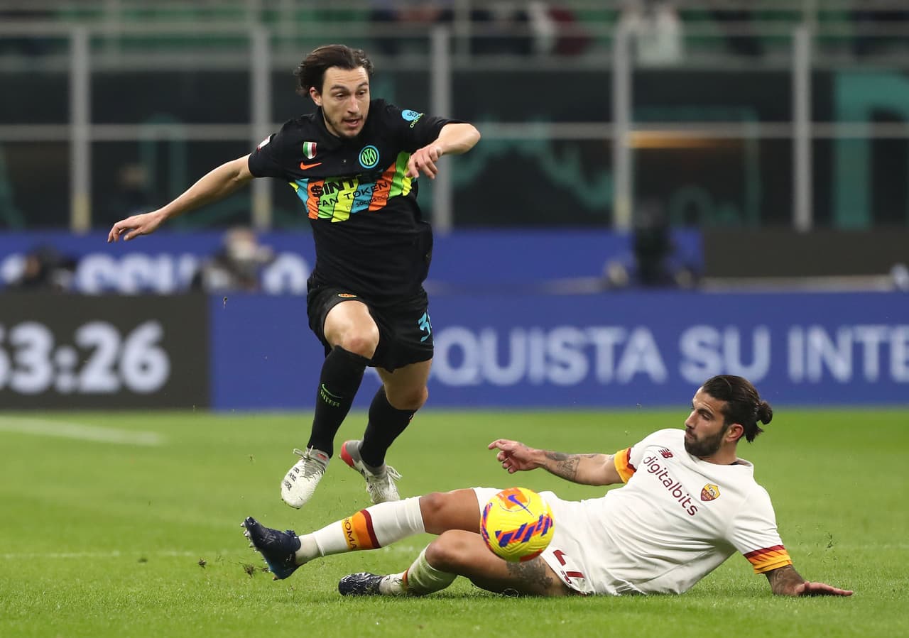 La delantera del Inter carbura y con los goles de Edin Dzeko y Alexis Sánchez, los Azzurris vencen 2-0 a la Roma y se meten en las semifinales de la Coppa Italia.