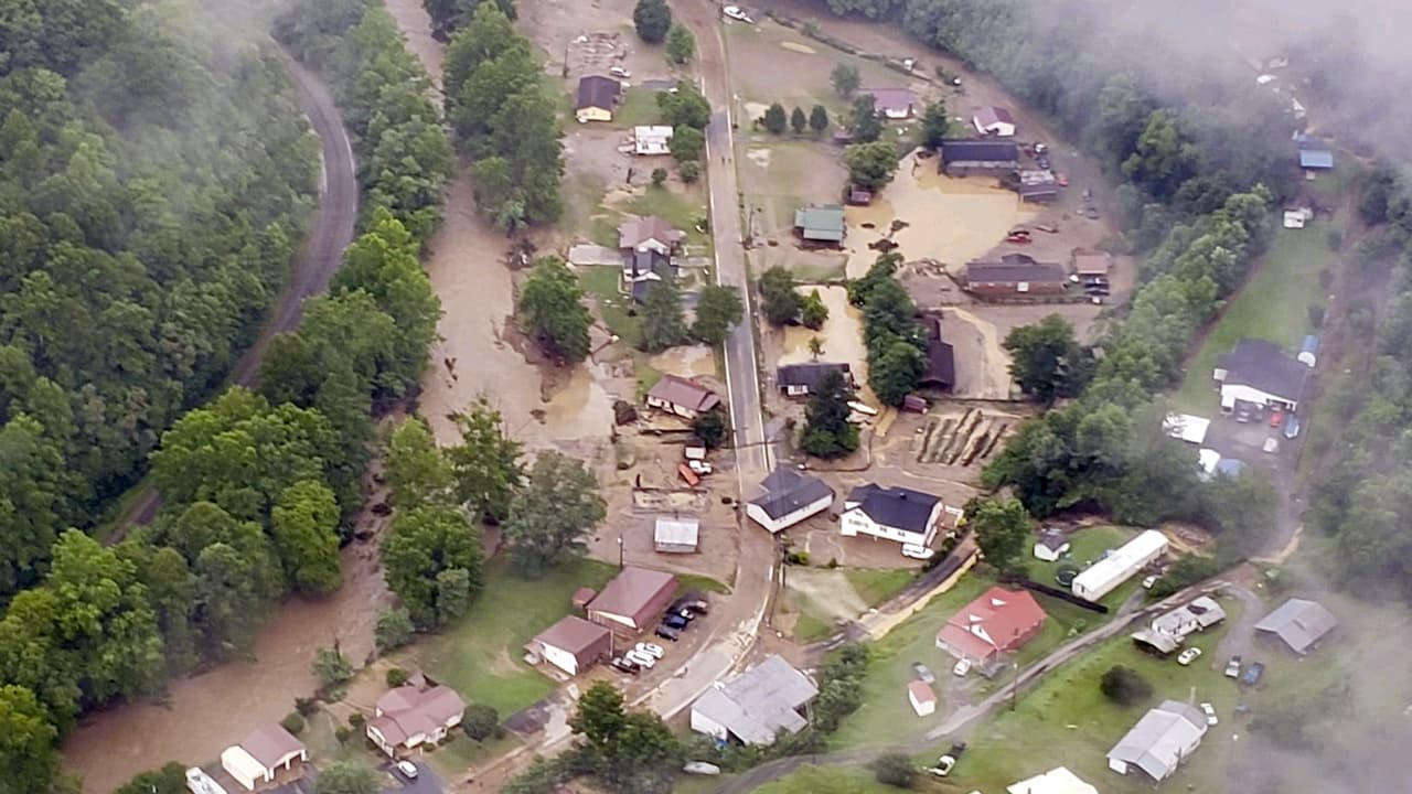 Encuentran a las 44 personas que desaparecieron por inundaciones en Virginia; no se reportan muertes