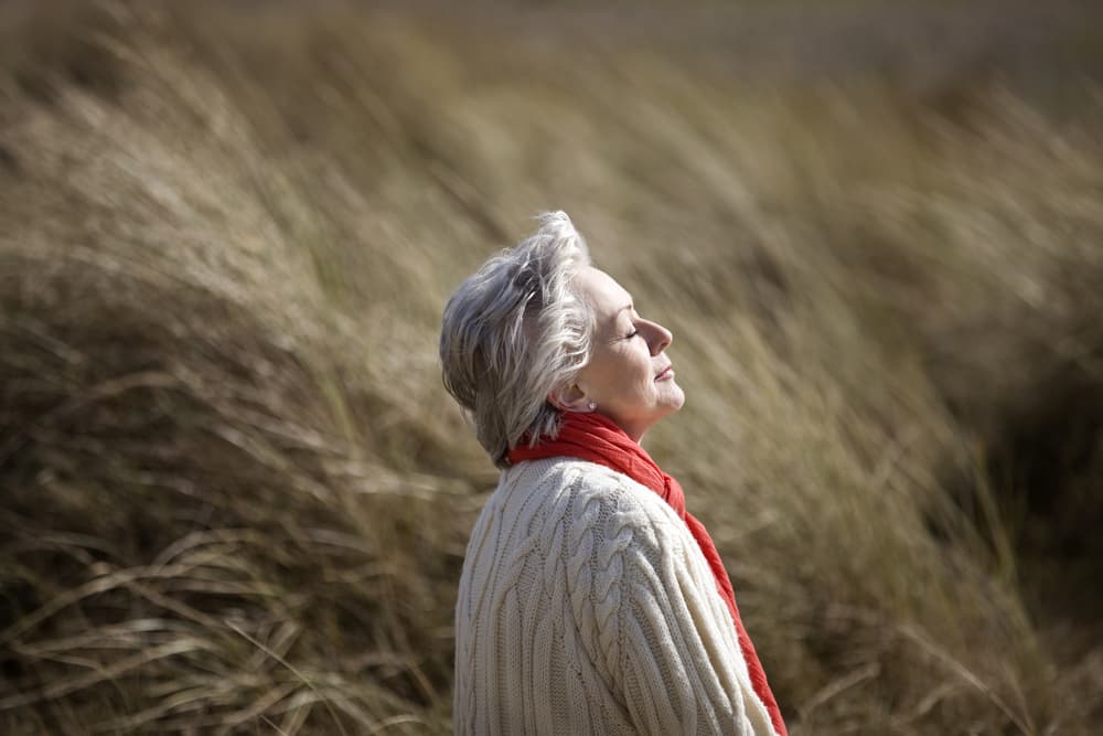 <b><u>Virgo en el mes de Virgo: planetas directos y novilunio en tu signo, un tiempo inolvidable en tu vida.</u></b>
<br>¡Felicidades, Virgo, estás en tu mes y muy bien auspiciado! Con tu profundidad y capacidad analítica típica de tu signo podrás deshacer los nodos de tristeza y nostalgia que surgen con los recuerdos de alguien lejano. Si piensas demasiado en un amor ausente, no podrías ser feliz, pero esa lección ya la has aprendido.