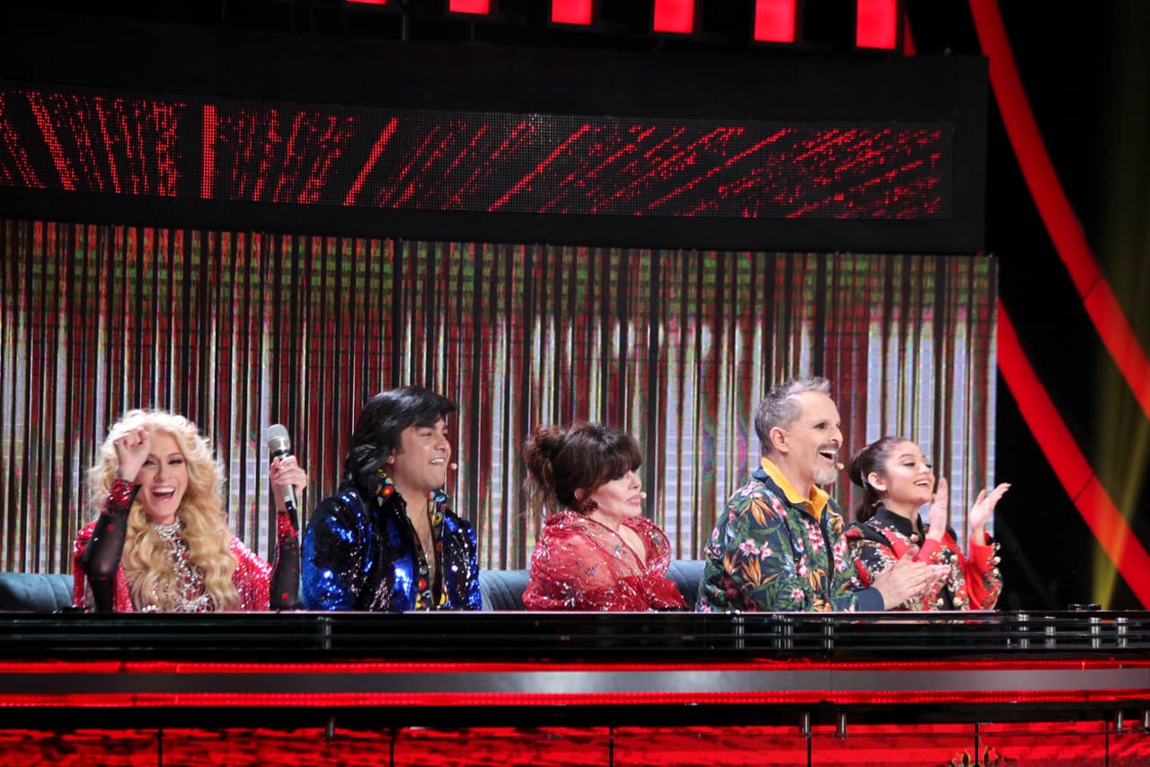 Aunque a Verónica Castro le gustó el estilo de los bailarines, tanto Miguel Bosé como Albertano mostraron su descontento. El juez llamó la atención de Valeria, a quien le dijo: "Tú eres delicada y hermosa como una orquídea".