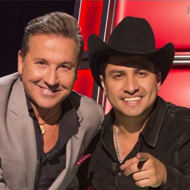 <b>Ricardo Montaner</b>: el artista venezolano de baladas lanzó con Julión Álvarez la canción ‘
<b><a href="https://www.youtube.com/watch?v=JovXmrn_PR0" target="_blank">Me va a extrañar</a></b>’, tema que eliminó de su disco Ida y Vuelta, a raíz de los problemas legales del cantante mexicano.