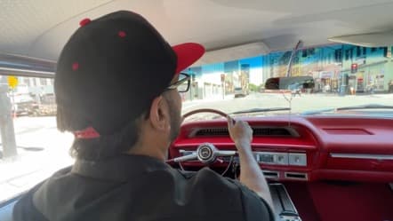 “Al igual que a algunas personas que les gusta ir a los museos a ver obras de arte, esto (sus autos) son nuestra forma de arte. El dicho de los lowriders es: ‘low and slow’, bajito y despacito”, aseguró Bobby.