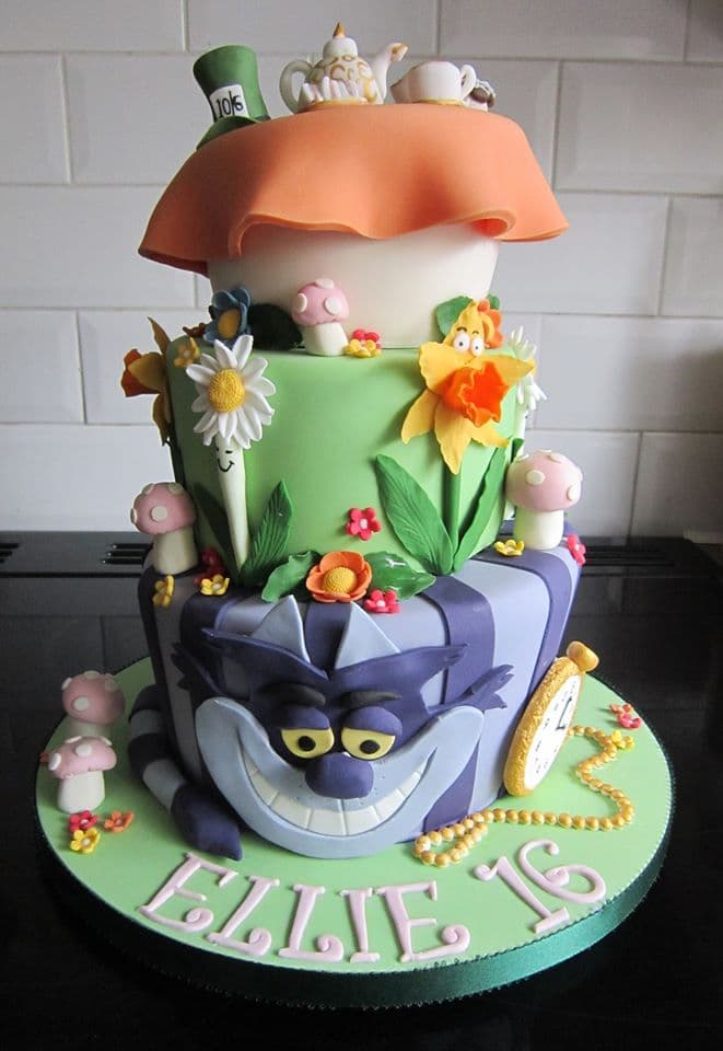 Checa algunos de sus pasteles más increíbles que van desde Mickey Mouse hasta películas como 'El Rey León', 'Los minions', 'Enredados', 'The Avengers' y muchos más.