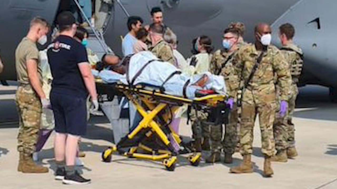 <b>En video: <b>“Habíamos pasado el punto de retorno”, una bebé nace en pleno vuelo de evacuación de Afganistán</b></b>
<br>
<br>El avión militar estaba en camino hacia la base aérea Ramstein, en Alemania, donde miles de evacuados de Afganistán están llegando para luego ser trasladados a su destino final.