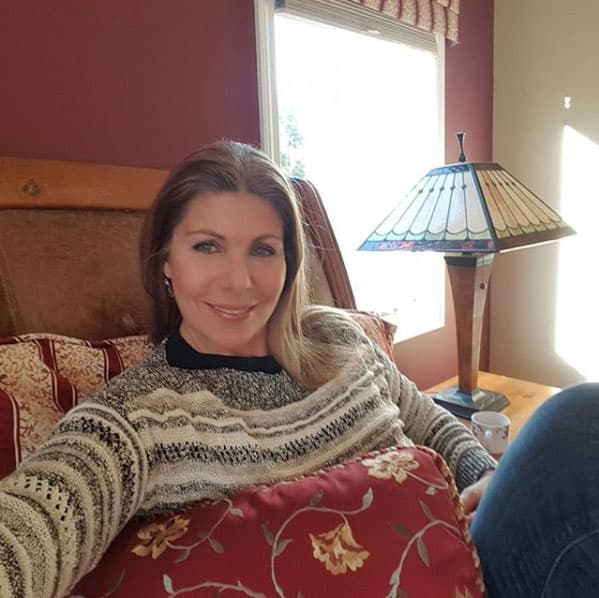 Así luce a sus 52 años esta inolvidable villana de las telenovelas. ¿Con cuál personaje la recuerdas más?