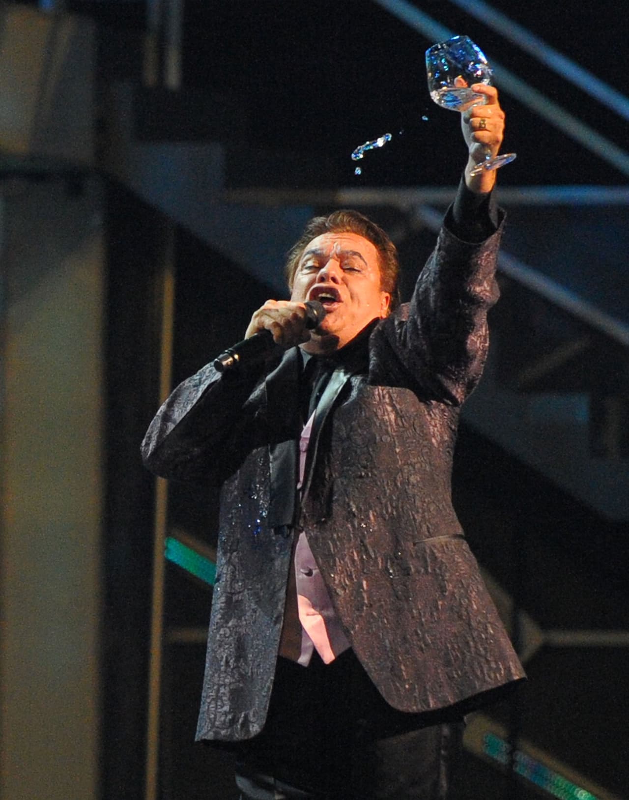 Este hombre y su gran trayectoria no pararán de sorprendernos.