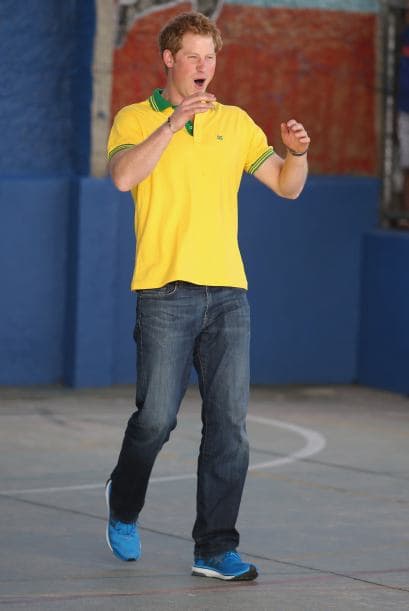 Y aunque durante el encuentro con los pequeños Harry estuvo muy animado, de acuerdo con el sitio web del diario británico Daily Mail, estuvo a punto de romper en llanto.