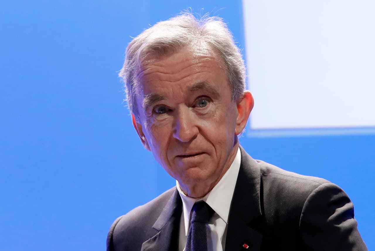 <b>Bernard Arnault</b>, francés. Es presidente de la compañía fabricante de artículos de lujo Louis Vuitton. Su patrimonio neto total es de 86,600 millones de dólares.