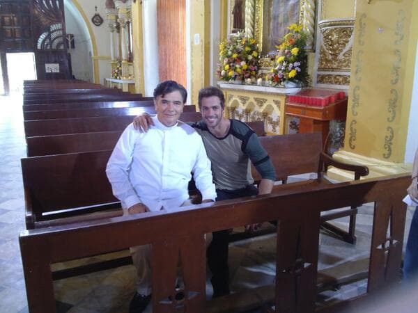 "Yo vivo mi vida normal, natural. Hago mi ejercicio, como de todo, en fin, puedo hacer de todo".