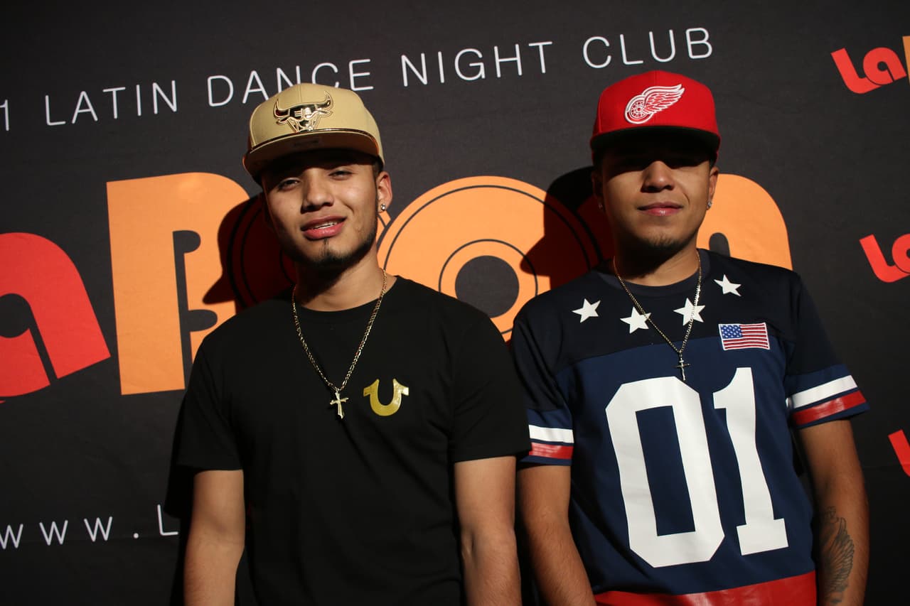 <b>Alexis Chachagua, 21, y Jesús Lucero, 21, de Elmhurst, NY.</b>
<br>
<br>
<b>¿Qué es el trap?</b> Es un nuevo proyecto de los raperos de la nueva escuela como Anuel AA y Bryant Myers, y están apoyados por artistas viejos como Cosculluela y otros artistas grandes.
<br>
<br>
<b>¿Por qué trap?</b> Porque es la nueva música donde uno se identifica, y es sobre la lucha del día a día andando en las calles. Y nos gusta que estos artistas estén llevando el trap al mundo.
<br>
<br>
<b>Trap en una palabra: </b>maravilloso.
<br>
<br>