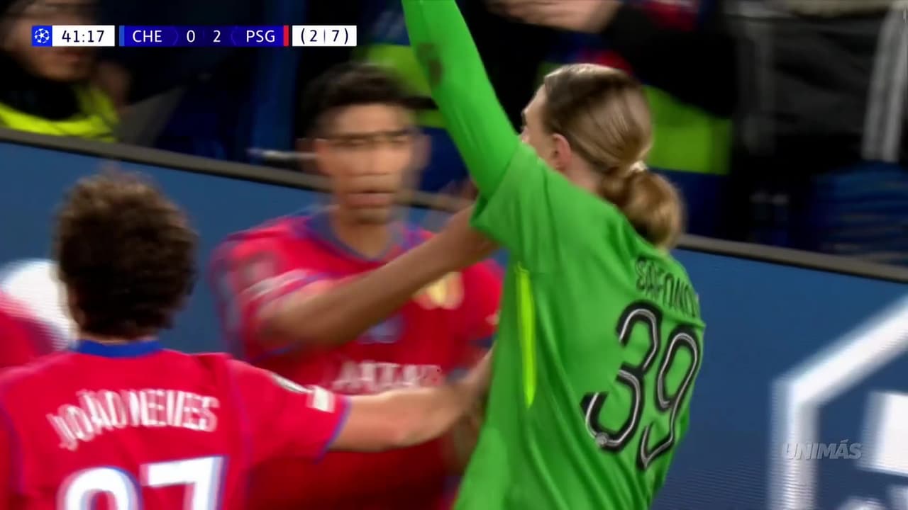 ¡Safonov salva al PSG! Enorme atajada evita el gol del Chelsea