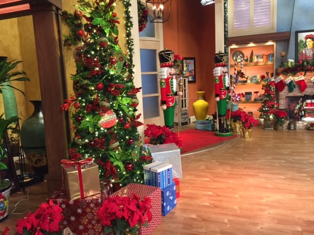 Nos encanta como luce la casita de Despierta américa, se respira algría, gratitud y mucho espíritu navideño.