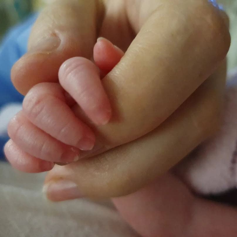 Con esta foto dio a conocer el nacimiento de su bebé: "
<b><a href="https://www.instagram.com/p/CS9sQCzFvoR/" target="_blank">¡Bienvenida hija mía!</a></b> Le pedí tanto a Dios por ti... y aquí estás".
<br>